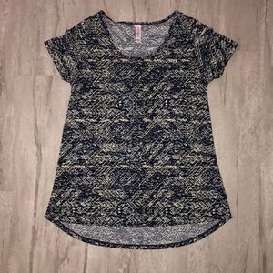 Lularoe Classic Tee